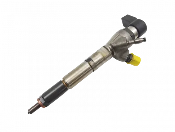 Injector diesel, detaliu al corpului și al duzei